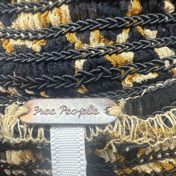 FREE PEOPLE Roma Leopard Print Ruffle Blouse Tie Back Blouse Top Size XS - Picture 6 of 11